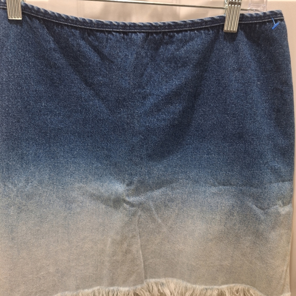 V-Nus Jean Mini Skirt Size Small/Med Vintage